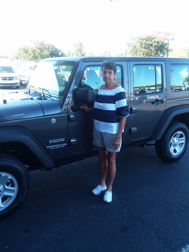 Car Dealer «Carolina Chrysler Jeep Dodge Ram», reviews and photos, 1001 Halstead Blvd, Elizabeth City, NC 27909, USA