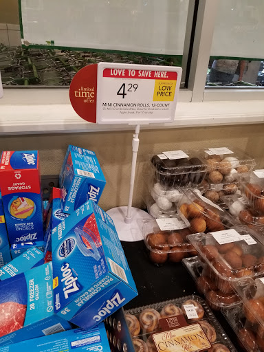 Drug Store «Walgreens», reviews and photos, 1490 Rock Springs Rd, Apopka, FL 32712, USA