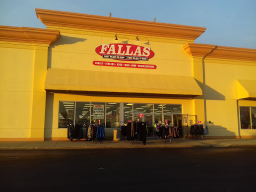 Fallas Discount Stores, 5375 Ridge Rd, Cincinnati, OH 45213, USA, 