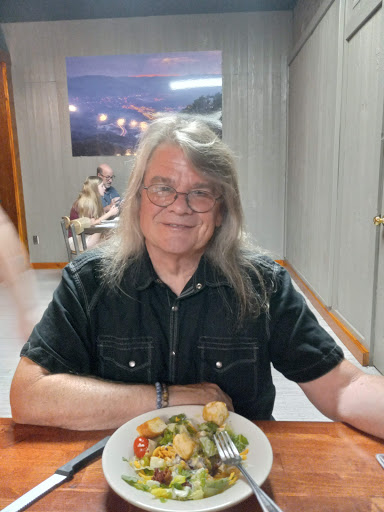 Coffee Shop «Shades Café & Steakhouse», reviews and photos, 2119 W Cumberland Ave, Middlesboro, KY 40965, USA