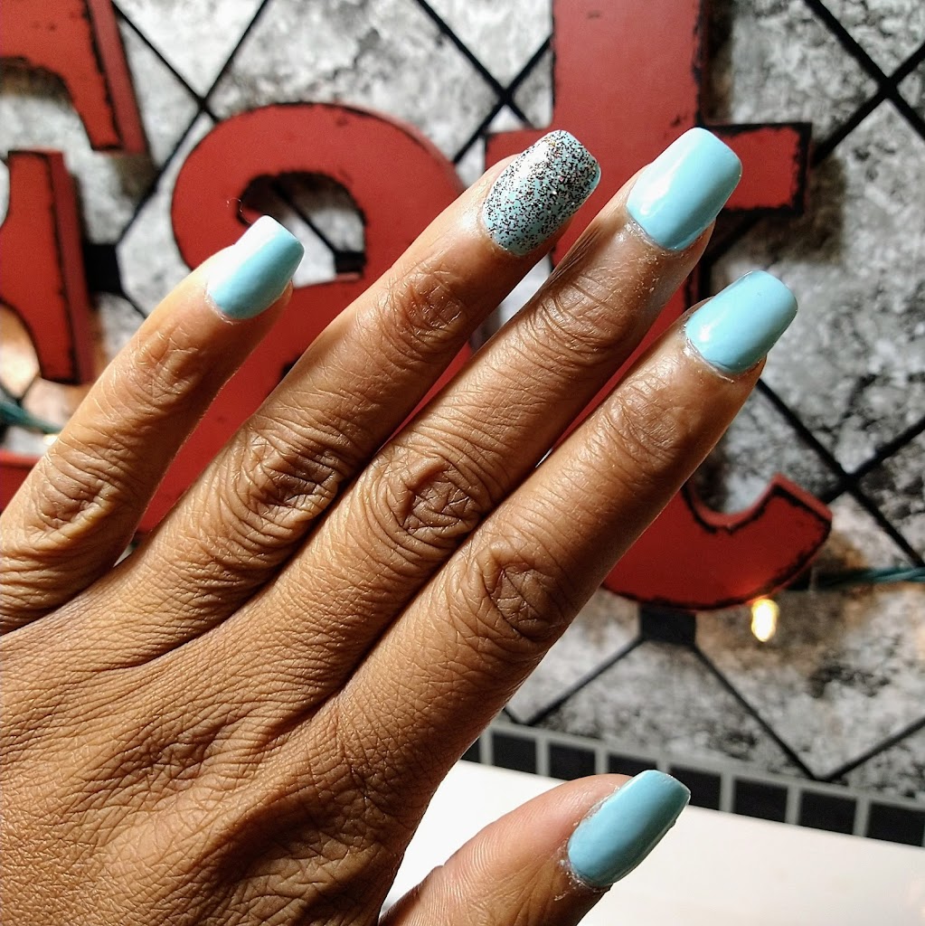 Nailworld 37013