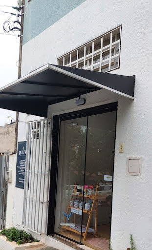 Logo da empresa - Quatre Papelaria e Presentes