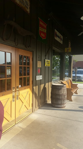 American Restaurant «Cracker Barrel Old Country Store», reviews and photos, 5706 Northridge Dr, Gurnee, IL 60031, USA