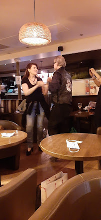 Atmosphère du Restaurant français Café Côté Rive à Boulogne-Billancourt - n°6