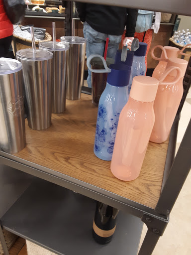 Coffee Shop «Safeway Starbucks», reviews and photos, 411 Three Rivers Dr, Kelso, WA 98626, USA