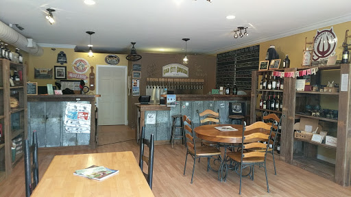 Beer Store «Gold City Growlers», reviews and photos, 10 S Chestatee St, Dahlonega, GA 30533, USA