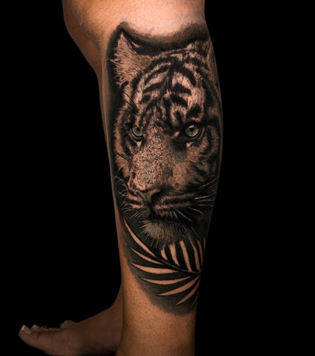 Explore tattoo ideas for hands men, creative tattoo ideas in Fort Lauderdale, available at Heartbreakers Tattoo Shop
