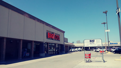 Big Lots, 1418 W Moore Ave, Terrell, TX 75160, USA, 