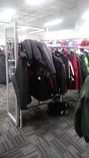 Clothing Store «Burlington Coat Factory», reviews and photos, 800 Barnum Avenue Cutoff, Stratford, CT 06614, USA