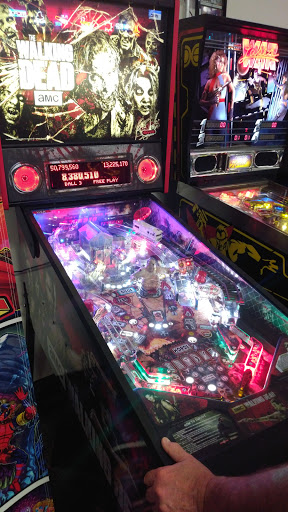 Shopping Mall «Great Valley Shopping Center», reviews and photos, 81 Lancaster Ave, Malvern, PA 19355, USA