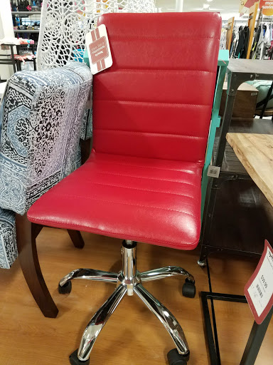 Department Store «T.J. Maxx», reviews and photos, 9590 Village Pl Blvd, Brighton, MI 48116, USA