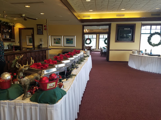 Country Club «La Crosse Country Club», reviews and photos, 300 Marcou Rd, Onalaska, WI 54650, USA