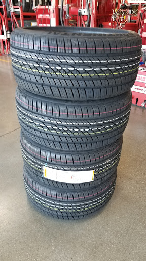 Tire Shop «Discount Tire Store - West Chester, OH», reviews and photos, 7683 Kingland Dr, West Chester Township, OH 45069, USA