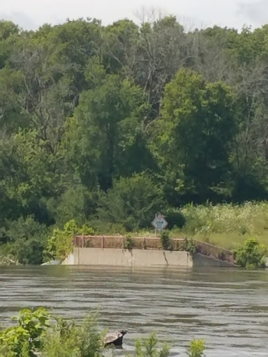 Park «Bicentennial Riverfront Park», reviews and photos, 301 E Hydraulic St, Yorkville, IL 60560, USA