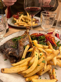 Confit de canard du Restaurant français Le Poulbot à Paris - n°20