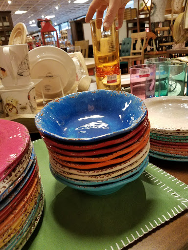 Home Goods Store «Pier 1 Imports», reviews and photos, 4165 Shelbyville Rd, Louisville, KY 40207, USA