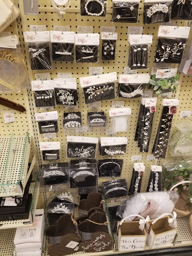 Craft Store «Hobby Lobby», reviews and photos, 1235 Farmington Ave, Bristol, CT 06010, USA