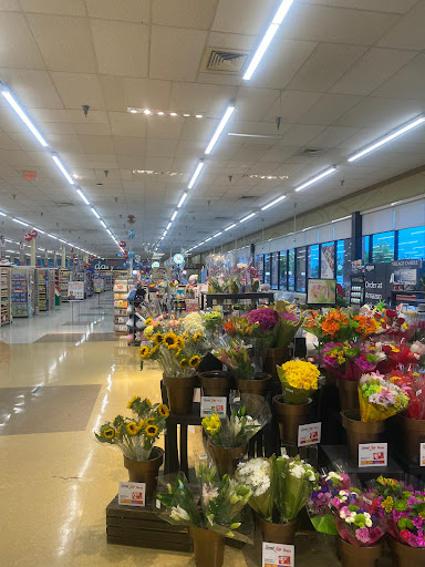 Grocery Store «Weis Markets», reviews and photos, 315 US-206, Hillsborough Township, NJ 08844, USA