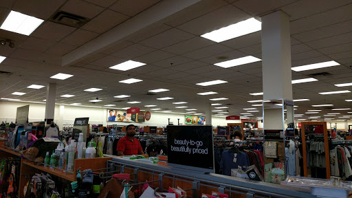 Department Store «Marshalls», reviews and photos, 425 Ernest W Barrett Pkwy NW, Kennesaw, GA 30144, USA