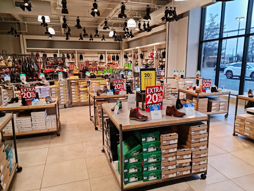 Shoe Store «DSW Designer Shoe Warehouse», reviews and photos, 10400 Old Georgetown Rd, Bethesda, MD 20814, USA