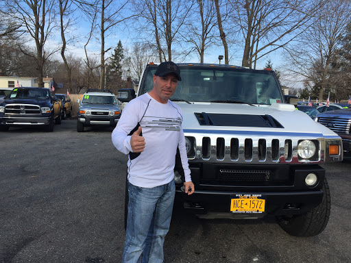 Used Car Dealer «Huntington Auto Mall», reviews and photos, 493 E Jericho Turnpike, Huntington Station, NY 11746, USA