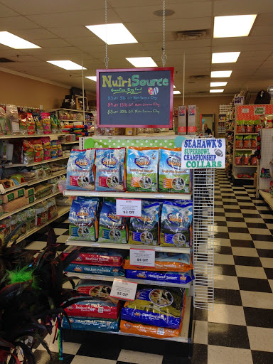 Pet Supply Store «Pet Pros - Renton», reviews and photos, 4700 NE 4th St, Renton, WA 98059, USA