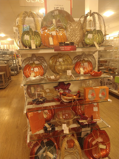 Department Store «T.J. Maxx & HomeGoods», reviews and photos, 2685 South Rd, Poughkeepsie, NY 12601, USA