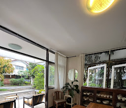 Nuan Cafe & Bistro photo