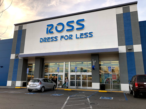 Clothing Store «Ross Dress for Less», reviews and photos, 10700 MacArthur Blvd, Oakland, CA 94605, USA