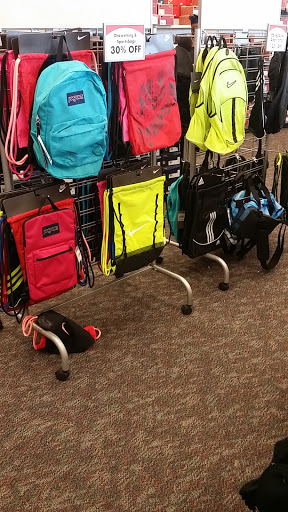 Shoe Store «Shoe Carnival», reviews and photos, 5802 E Virginia Beach Blvd, Norfolk, VA 23502, USA