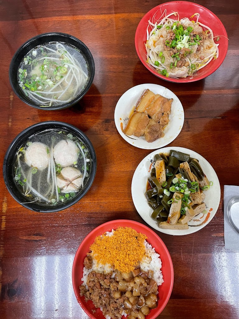 高雄滷肉飯 的照片