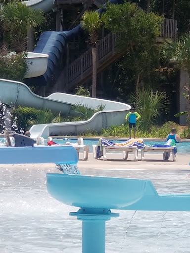 Water Park «Splash Island Waterpark», reviews and photos, 444 Needlerush Pkwy, Mt Pleasant, SC 29464, USA