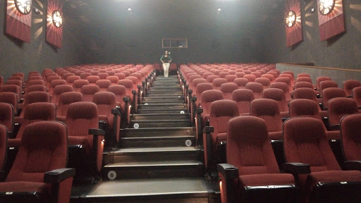 Theaters on Saturdays of Maracay