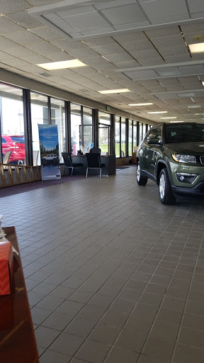 Car Dealer «Connors Chrysler Dodge Jeep Ram», reviews and photos, 701 E Porter Ave, Chesterton, IN 46304, USA