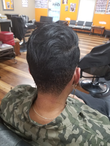 Barber Shop «Miles Barbershop», reviews and photos, 7611 S Osborne Rd #206, Upper Marlboro, MD 20772, USA