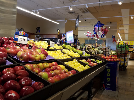 Grocery Store «Stop & Shop», reviews and photos, 31-06 Farrington St, Flushing, NY 11354, USA