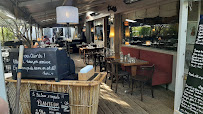Atmosphère du Restaurant français Le Balaou île de ré La Couarde à La Couarde-sur-Mer - n°15