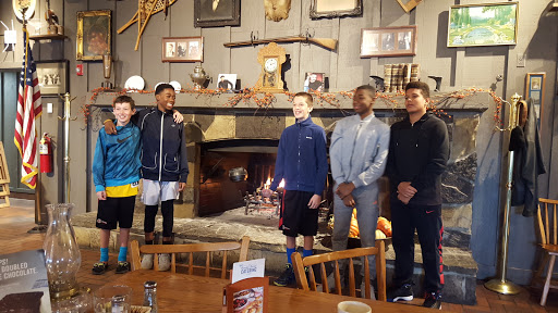 American Restaurant «Cracker Barrel Old Country Store», reviews and photos, 7925 Conference Center Dr, Brighton, MI 48114, USA