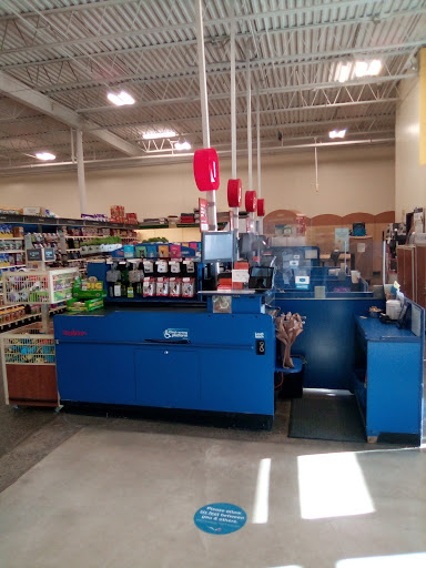 Pet Supply Store «PetSmart», reviews and photos, 3401 Erie Blvd E, Syracuse, NY 13214, USA