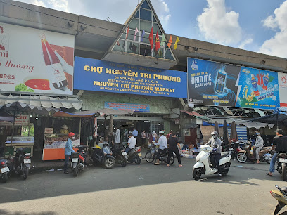 Chợ Nguyễn Tri Phương