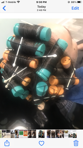 Hair Salon «hair art studio», reviews and photos, 326 W 4th St, Cincinnati, OH 45202, USA