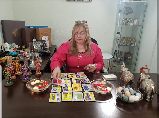 Samanda Tarotista Colombiana - Tarot Presencial en Madrid