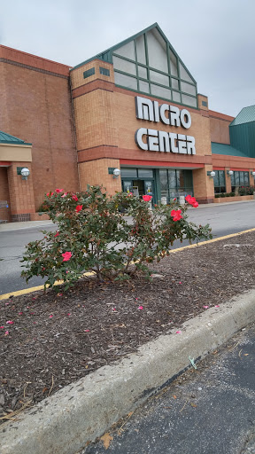 Electronics Store «Micro Center», reviews and photos, 9294 Metcalf Ave, Overland Park, KS 66212, USA
