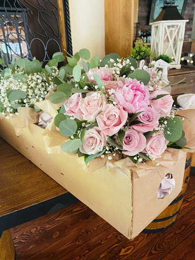 Florist «Ford Flower Co.», reviews and photos, 83 S Broadway, Salem, NH 03079, USA