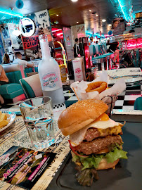 Plats et boissons du Restaurant américain Tommy's Diner à Labège - n°2