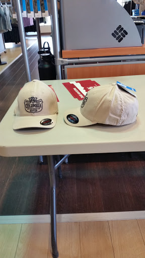 Sportswear Store «Columbia Sportswear Outlet Store at Tanger Outlet Center», reviews and photos, 4630 Factory Stores Blvd A175, Myrtle Beach, SC 29579, USA