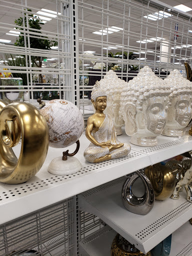 Clothing Store «Ross Dress for Less», reviews and photos, 3260 Stockton Hill Rd, Kingman, AZ 86409, USA