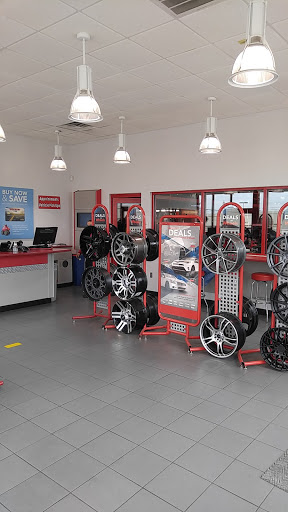 Tire Shop «Discount Tire Store - Leon Valley, TX», reviews and photos, 6221 Bandera Rd, Leon Valley, TX 78238, USA
