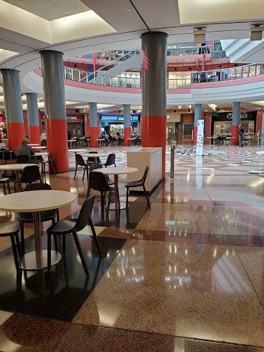 Shopping Mall «Atrium», reviews and photos, 100 W Randolph St, Chicago, IL 60601, USA