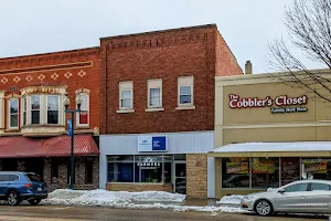 Cobbler's Closet image